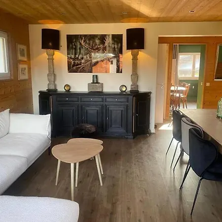 Apartment Au Pied Du Jaillet